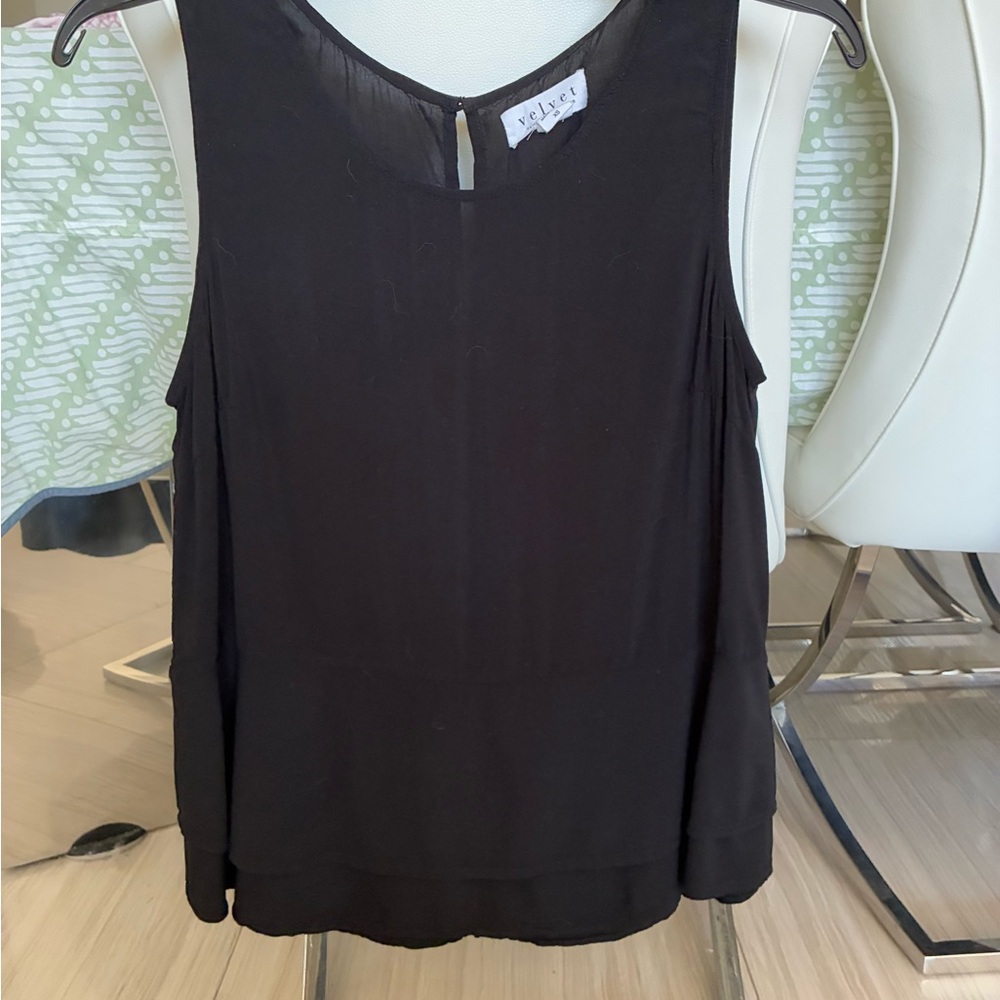 Velvet by Graham & Spencer Black Sleeveless Blouse, Size XS